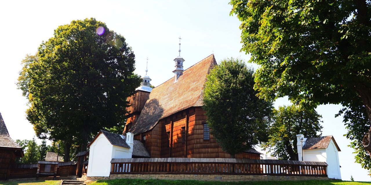 Église en bois à Blizne